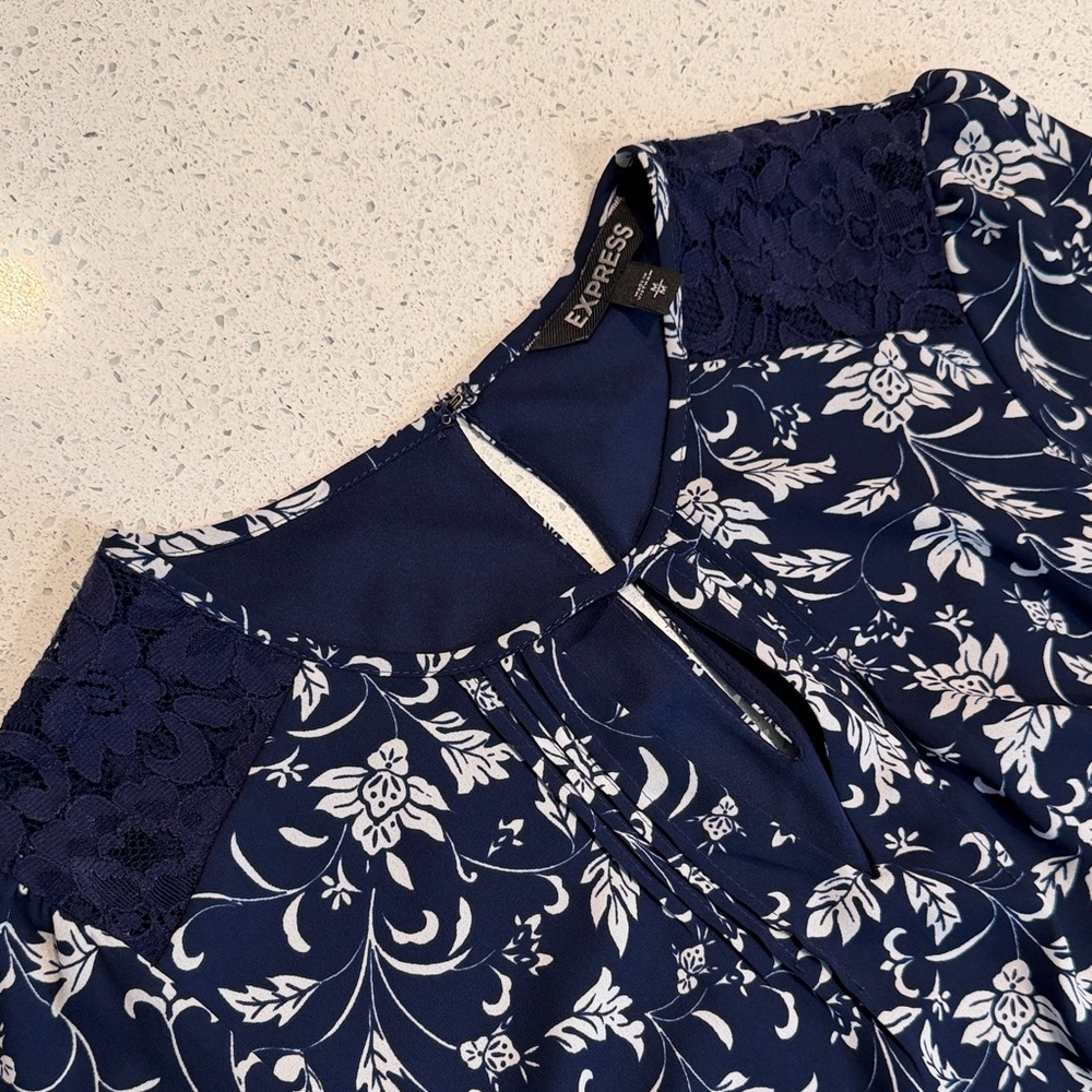 Express Dark Blue And White Patterned Blouse - image 2